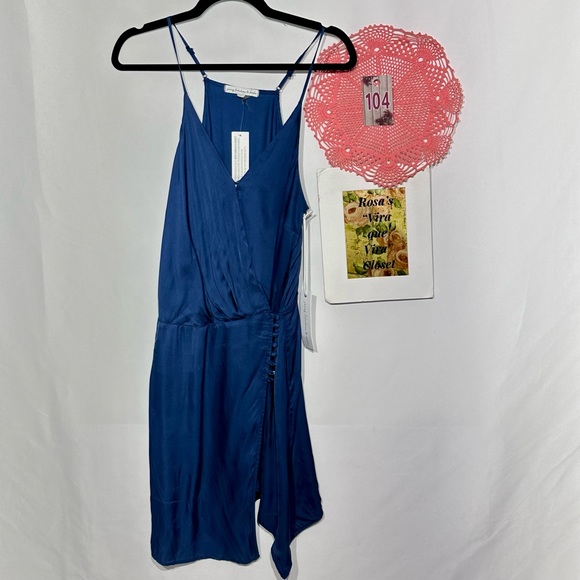 Young Fabulous & Broke NWT Wrap Royal Jewel Blue Mini V-Neck Mini Dress - Picture 7 of 16